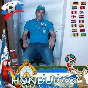 Meet your Posher, Ernesto